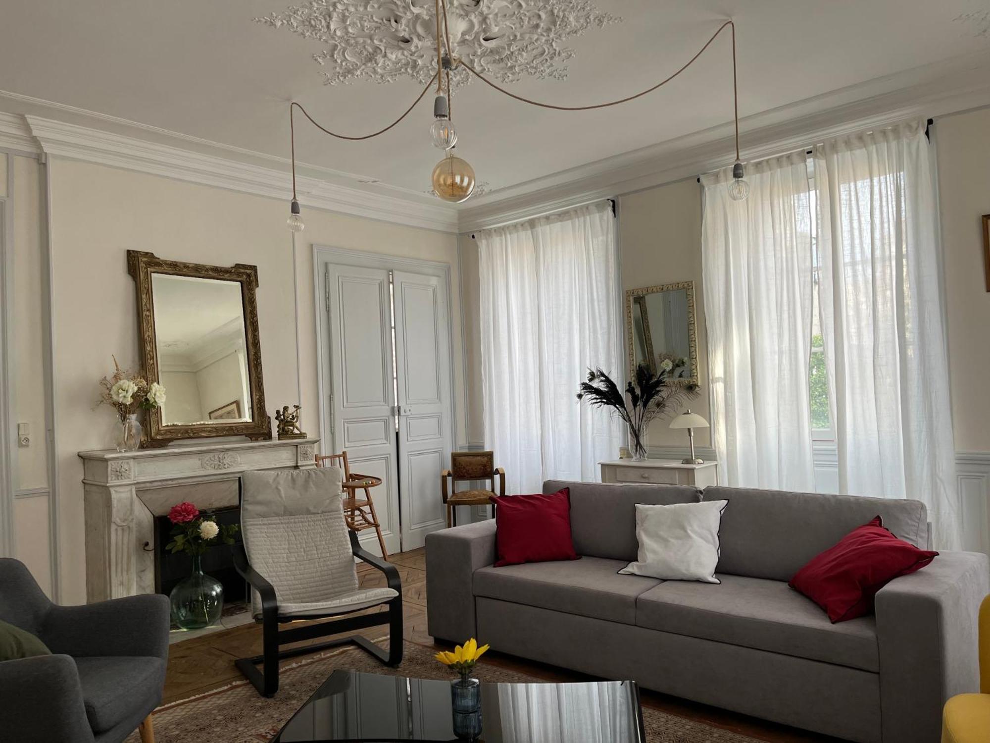 La Villa Louana 1 Appartement 160M2 Sobriete,Elegance En Coeur De Ville Aubusson  Exterior foto