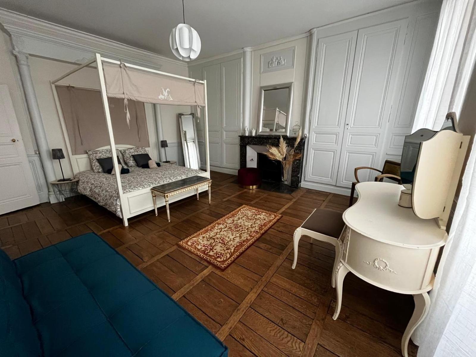 La Villa Louana 1 Appartement 160M2 Sobriete,Elegance En Coeur De Ville Aubusson  Exterior foto